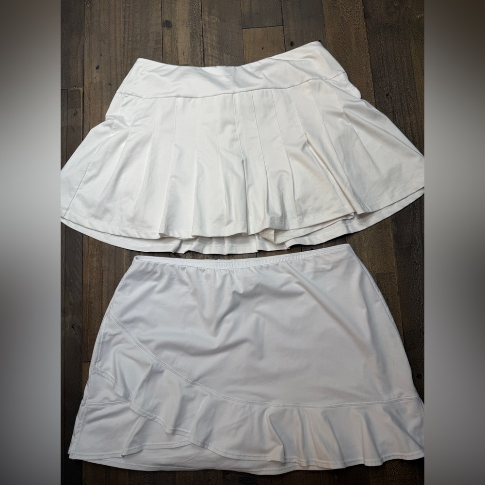 TAIL White Women's Tennis Skirts Set of 2